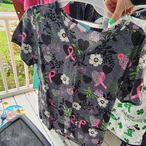Scrub top